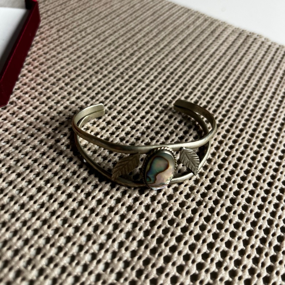 Vintage Mexico Alpaca Silver Abalone Shell Leaf‎ Split Shank Cuff Bracelet Boxed